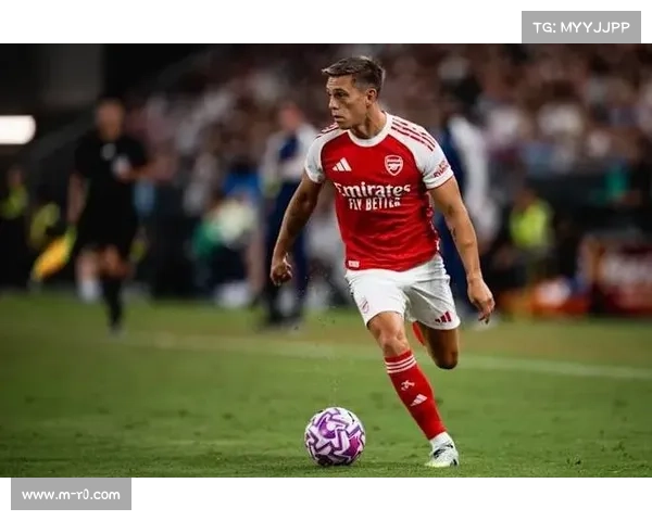 特罗萨德2025年贡献10球9助攻,成阿森纳队内射手王与助攻王